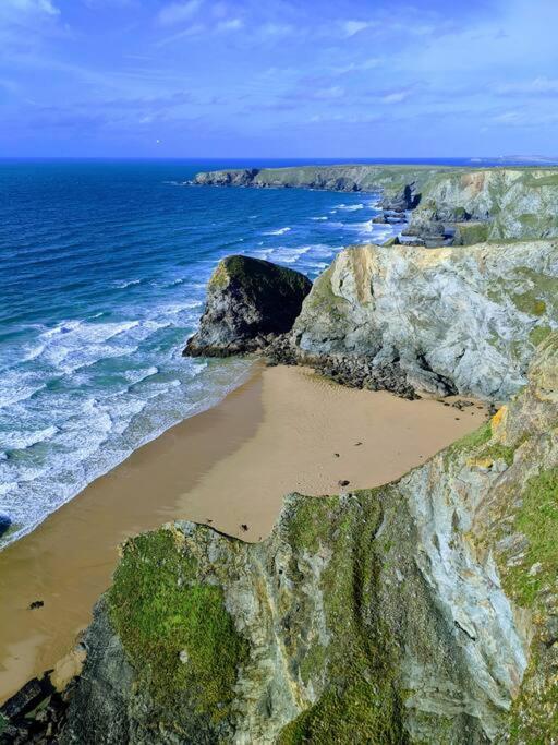 Large 4 Person Couples And Family Caravan In Newquay Bay Resort Buitenkant foto